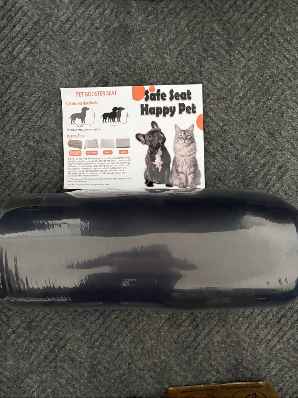 Solaluz Pet Dog Booster Car Seat for 2 Small Dogs or One Dog under 65 lb. NEW